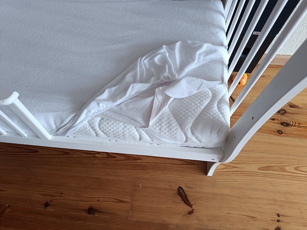 Białe łóżeczko 120x60+gratis pościele
