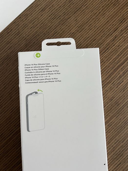 Nowe oryginalne etui Silicone Case MagSafe do Apple iPhone 14 Plus