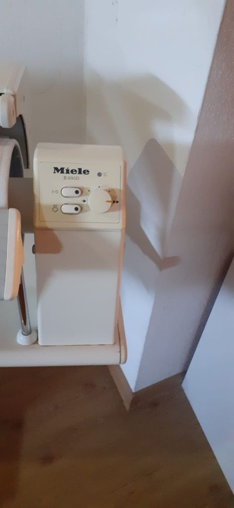 Magiel Miele B985d funkcja para