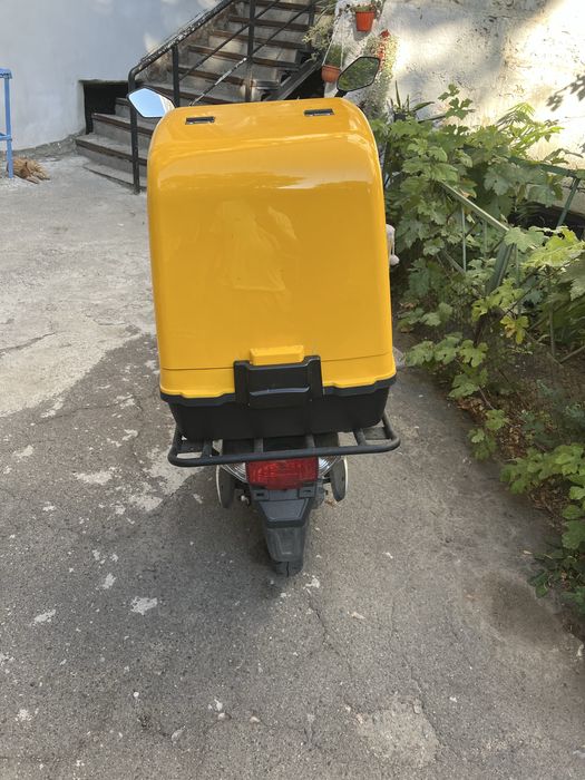 Очень срочно !Продам електроскутер Vega