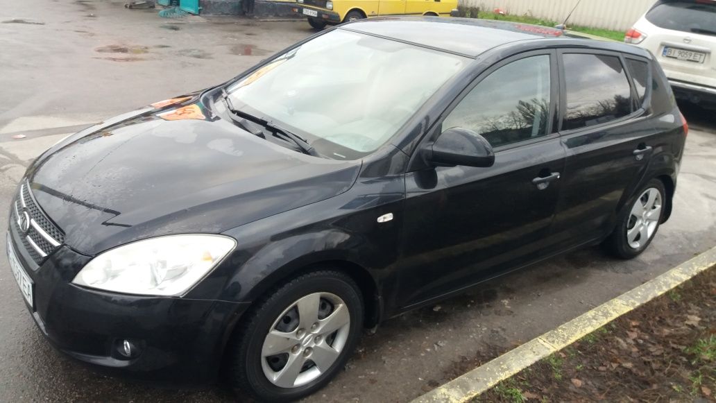 Продам авто кіа сід 2007р в гарному стані.