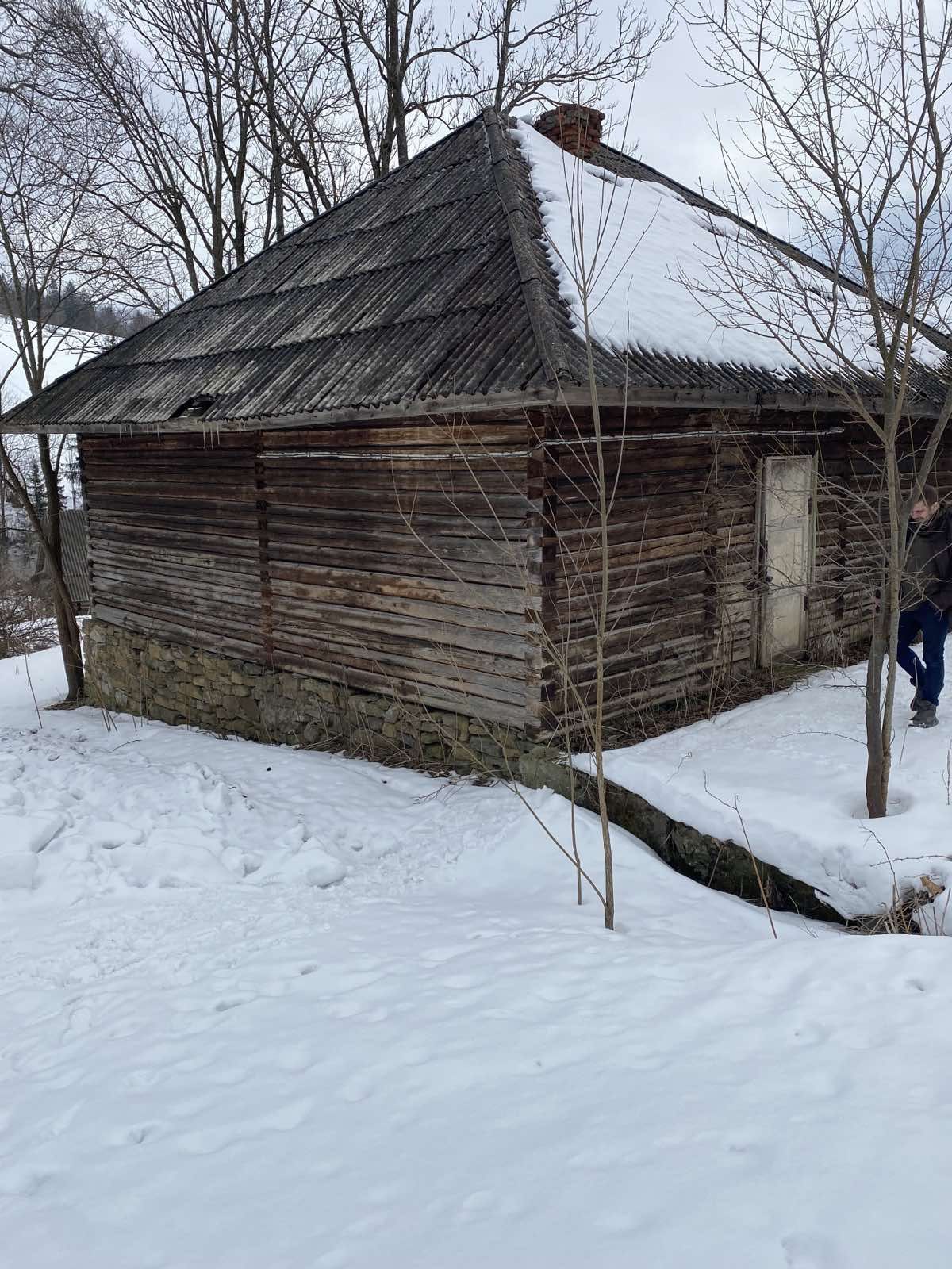 Верхній Студений. Межигір'я.