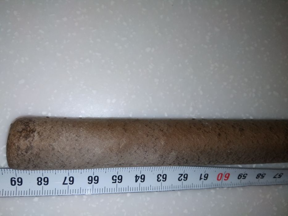 Эбонитовый стержень, 2 см диаметр, 69 см длина