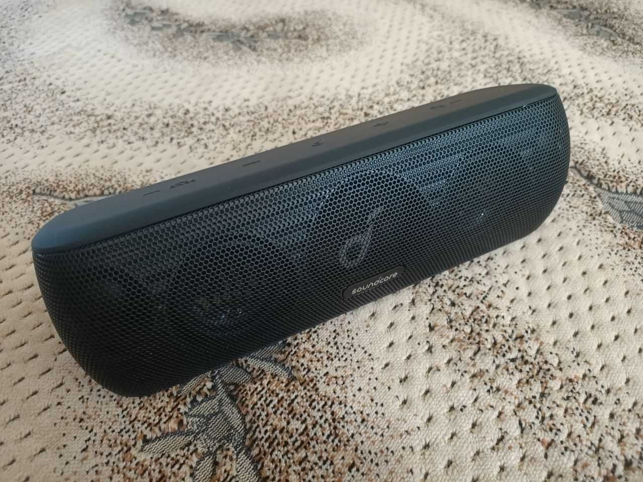 Bluetooth колонка Anker Soundcore Motion Plus Hi-Res 30 W
