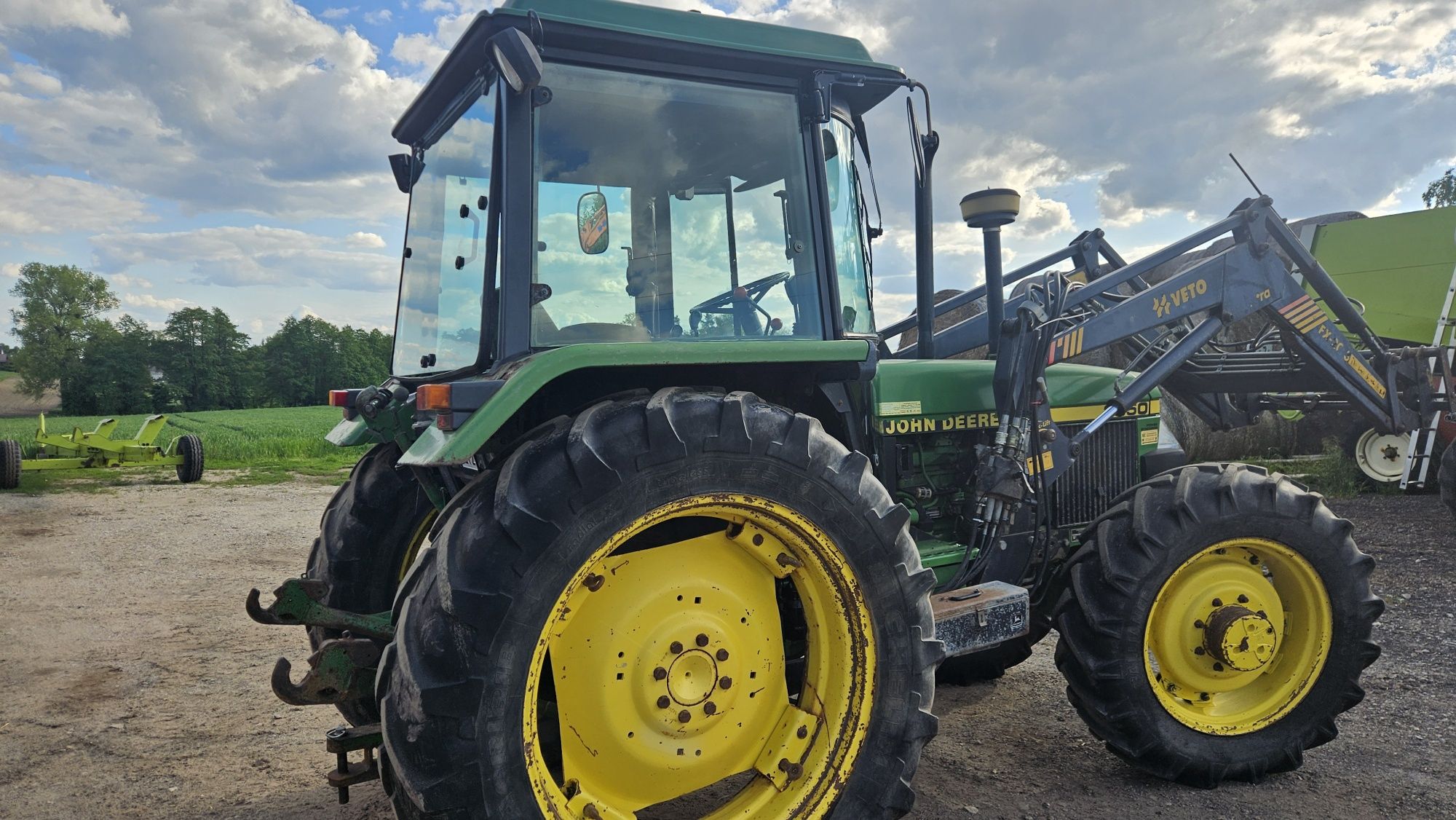 John Deere 2850 4x4