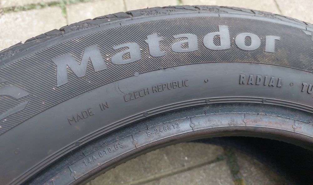 Шини  4шт  r16  205-55