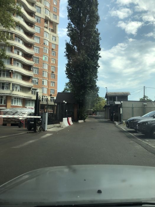 Сдам паркоместо в а/к «Мотор» р/н просп. Шевченко,в 50 м. дом Кукуруза