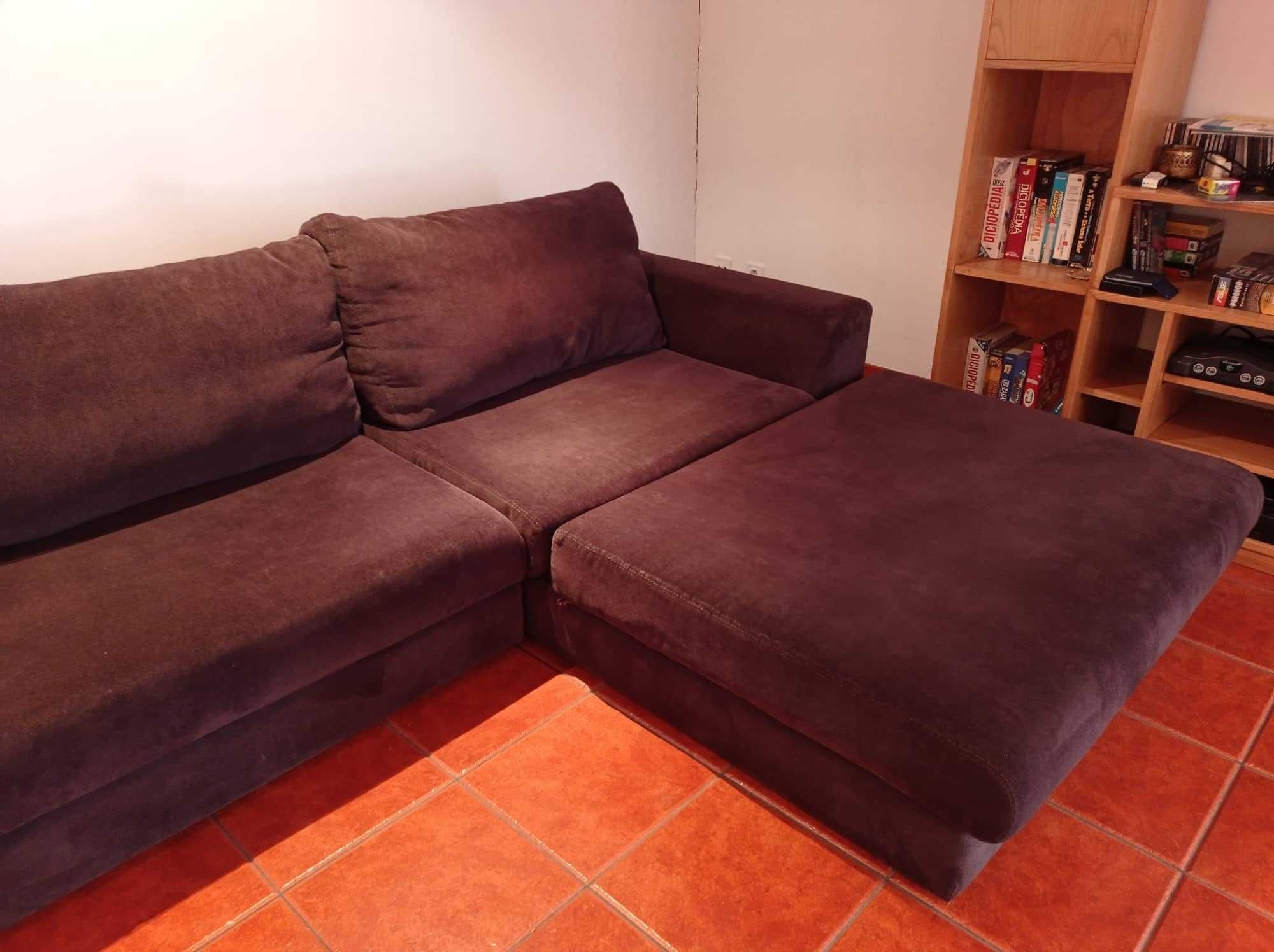 Sofá com chaise longue castanho