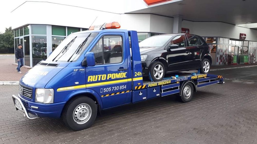 Pomoc drogowa S11 Holowanie Laweta Transport aut i maszyn rolniczych