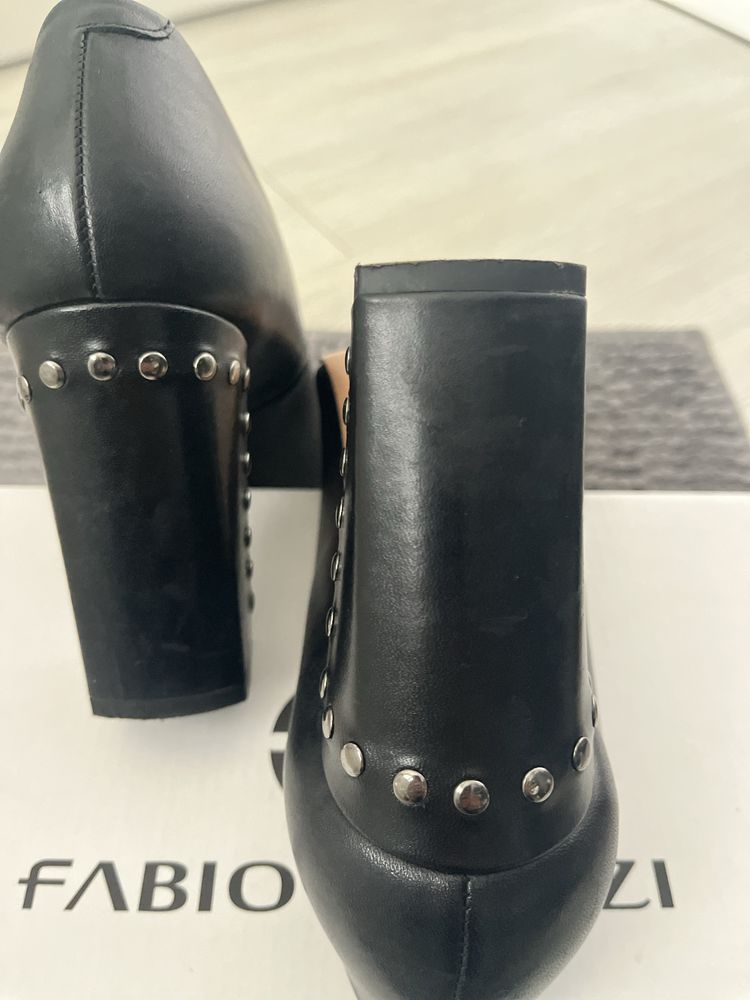 Buty skórzane na słupku Fabio Fabrizi