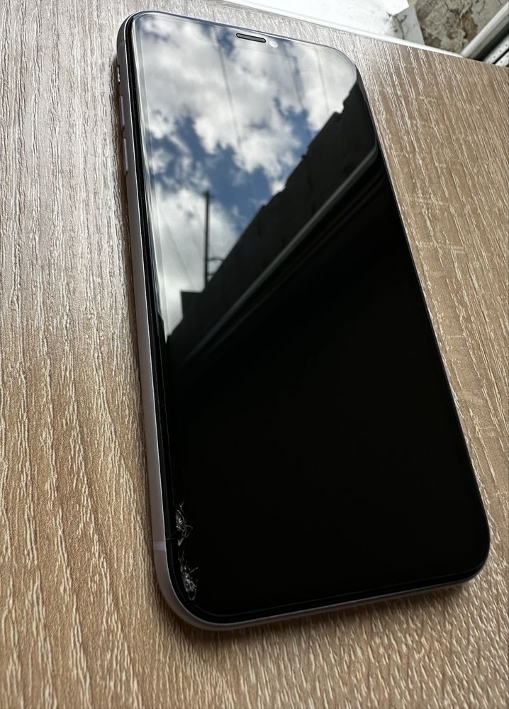 iPhone 11 128 ГБ • Purple • Гарний стан