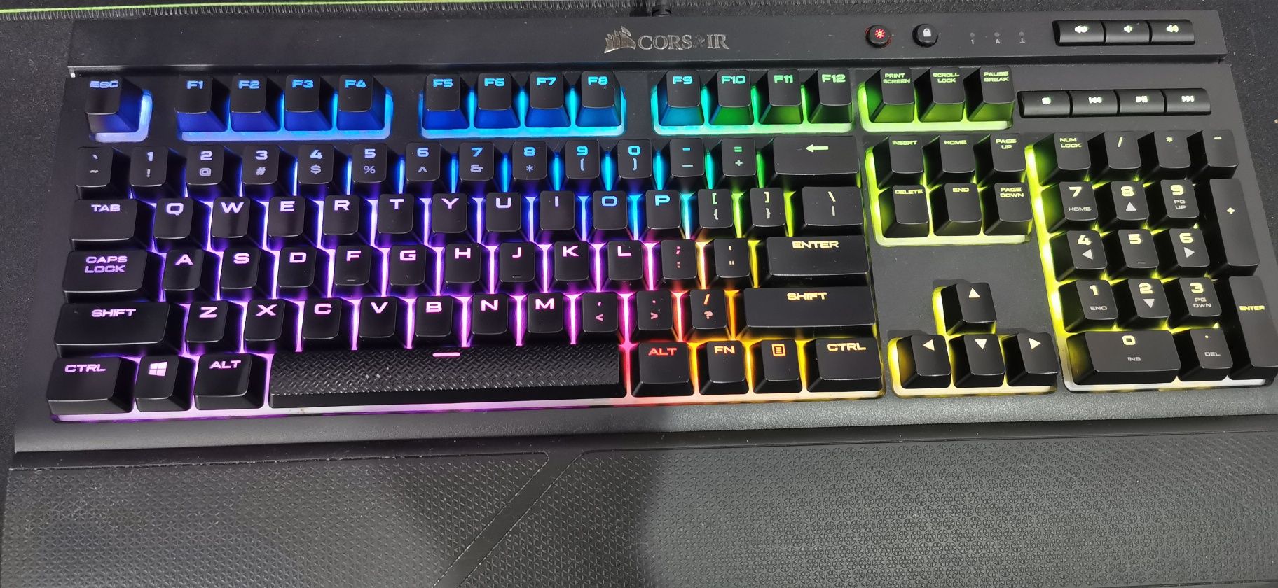 Klawiatura mechaniczna Corsair K68 RGB