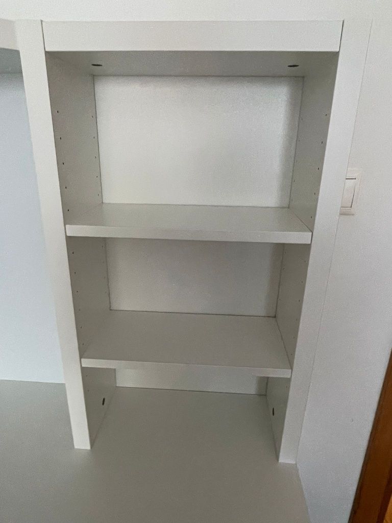 Secretaria de Canto Ikea como Nova