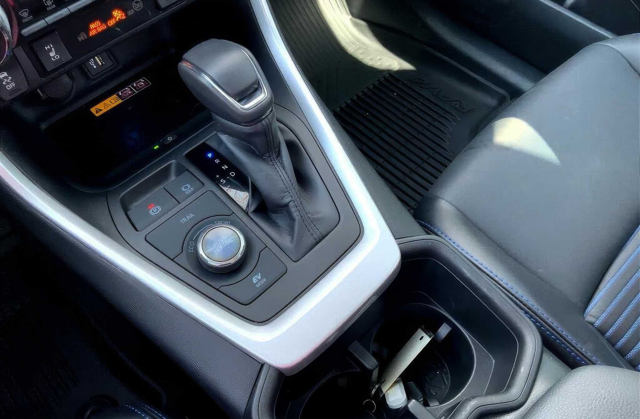 2023 Toyota RAV4 Hybrid XSE