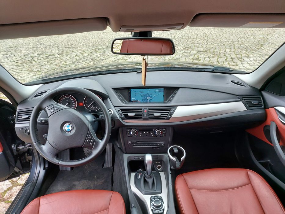 BMW X1 2.0 DIESEL bixenon, navi, skóra, automat