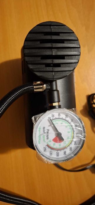 Compressor de ar 12 V. (Nunca utilizado)