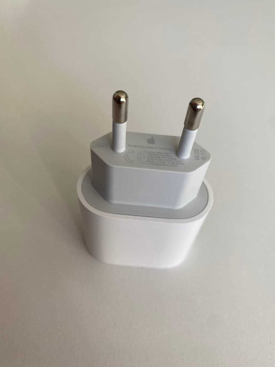 Зарядное устройство адаптер Apple USB-C 20W Power Adapter (MHJE3)