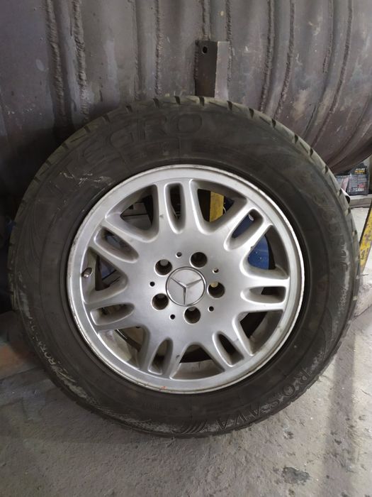 Продам диски с резиной Мерседес Вито