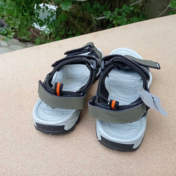 Sandały rozmiar 26,5 Bona