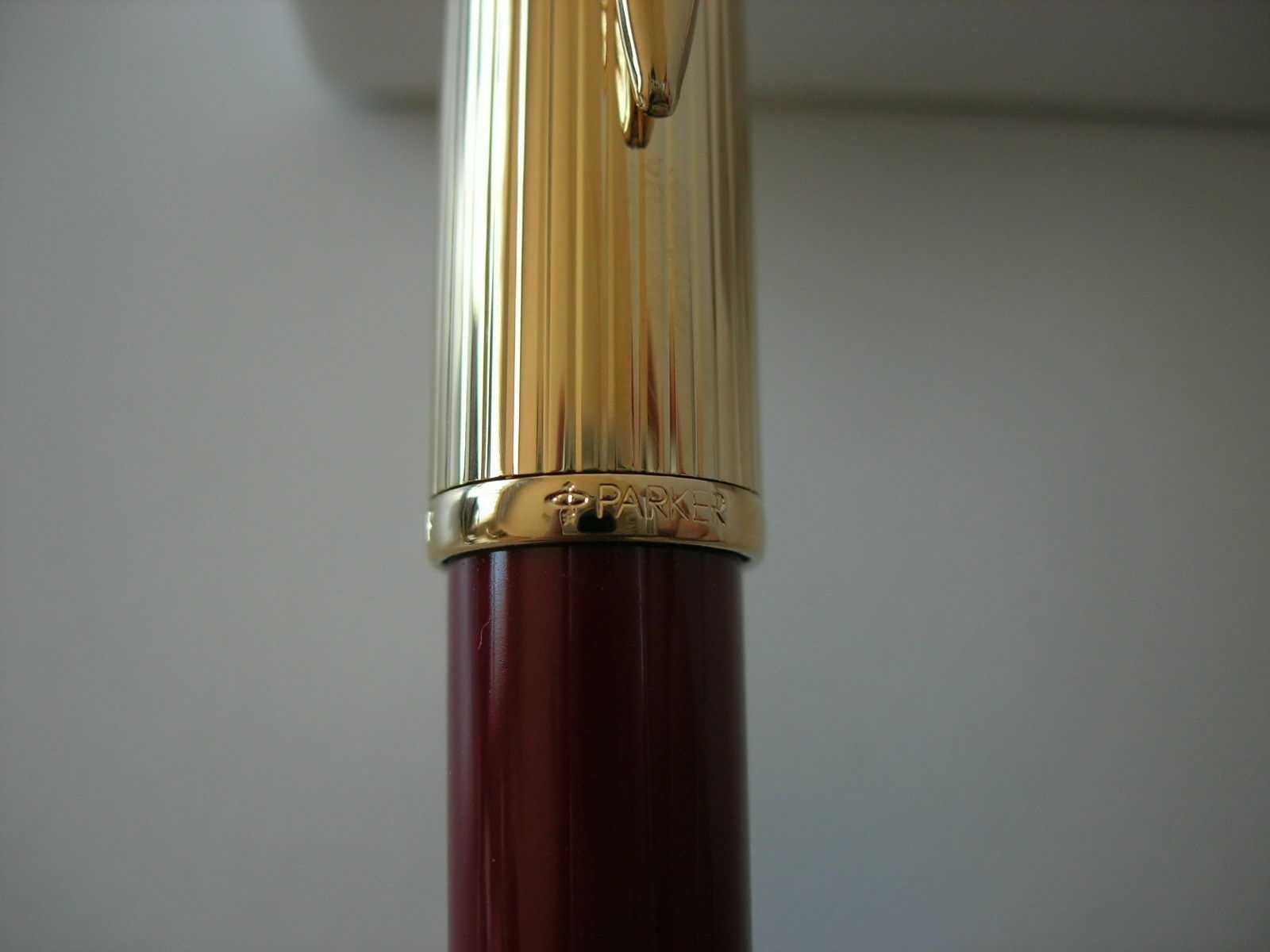 Parker Insignia Rollerball Bordeaux Gold
