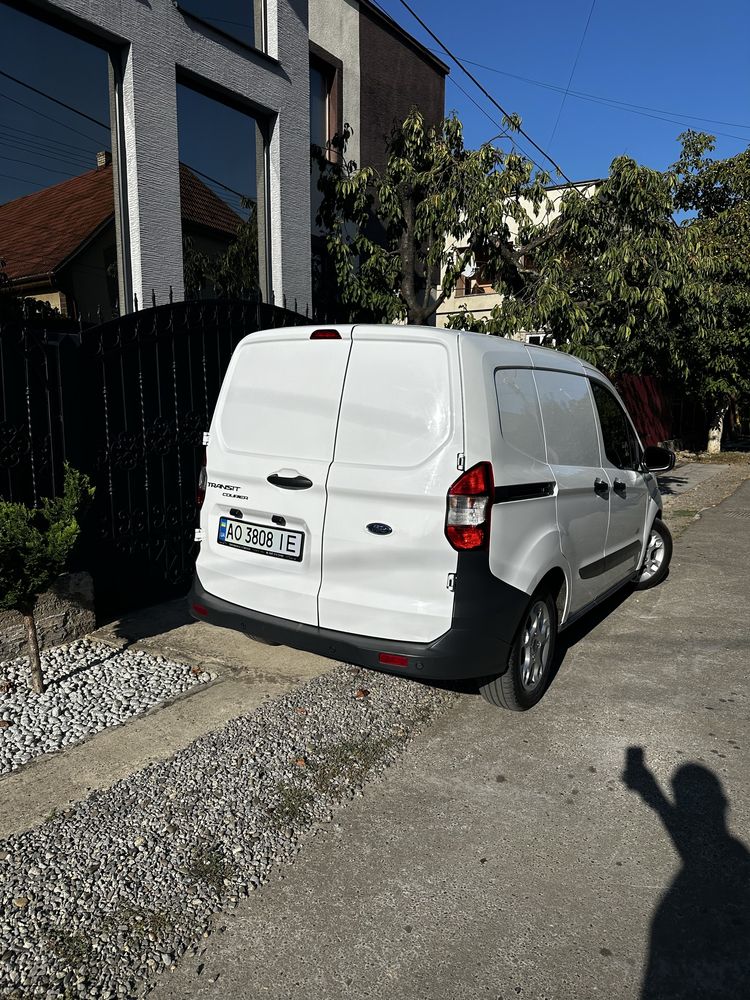 Ford Transit Courier
