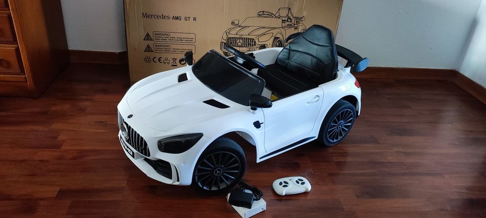 Carro Bateria Mercedes AMG "como novo"
