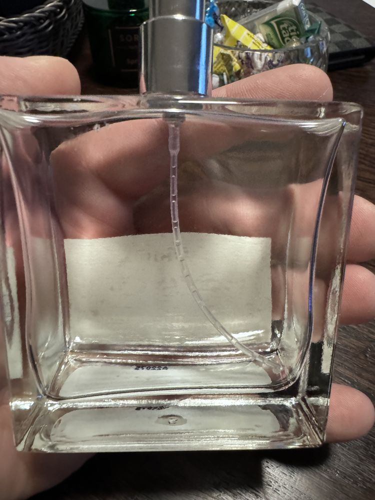 Flakon po perfumach
