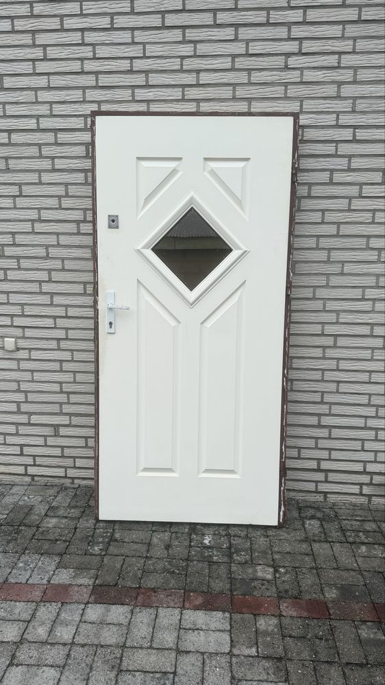 Drzwi wejsciowe zewnętrzne