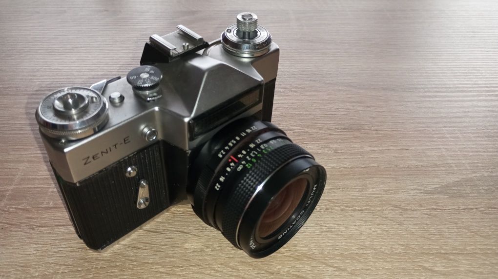 aparat fotograficzny Zenit-E