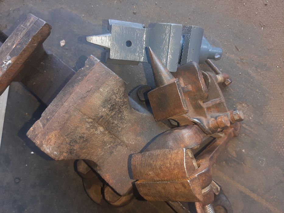 Слесарные тиски (ссср)