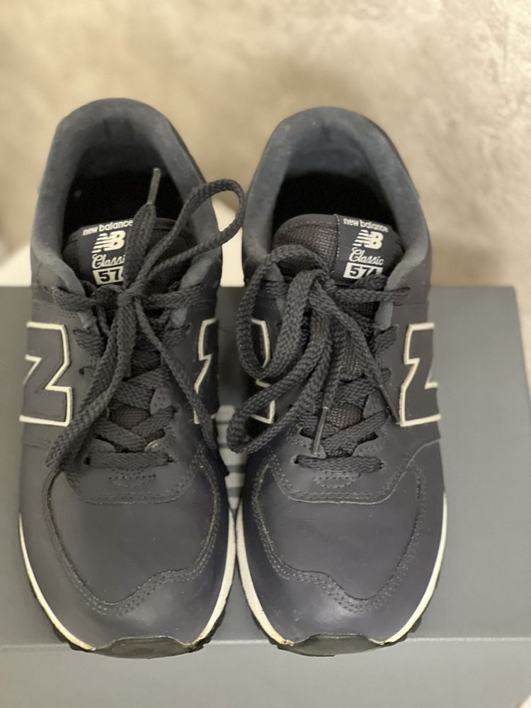 Продам кроссовки New Balance 574