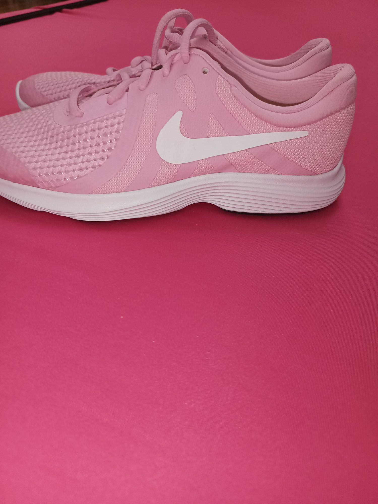 Buty damskie Nike nowe