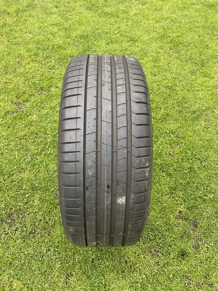 pojedyńcza opona Pirelli P Zero 245/35R20 VOL rok 2019