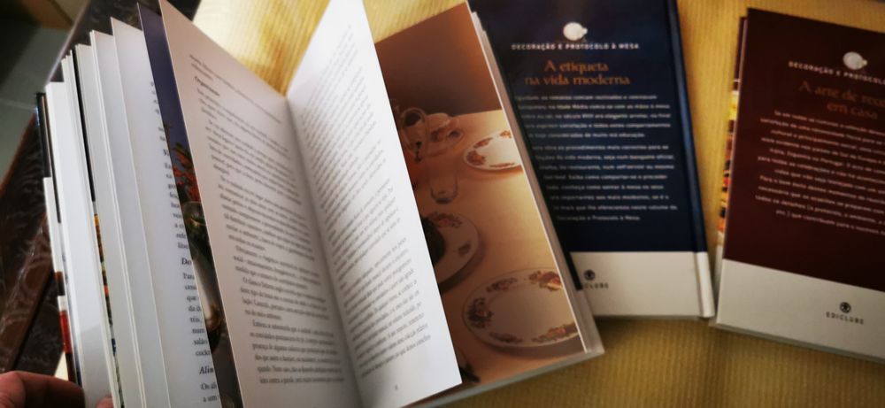 3 Livros "Decoração e Protocolo à mesa" da Ediclube