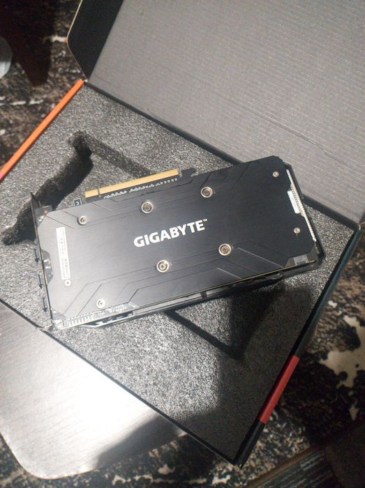 Продам відеокарту Amd rx 570 4gb