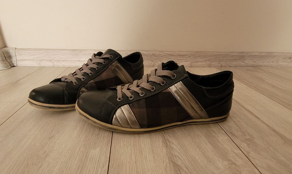 Trampki tenisówki czarne Billie Jean 43