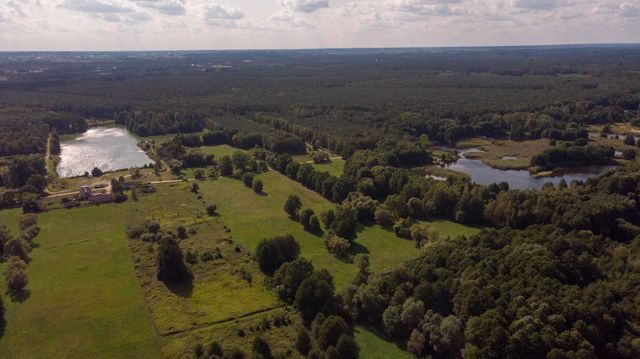 Działka rekreacyjno budowlana - cicha okolica jezioro wieś las natura