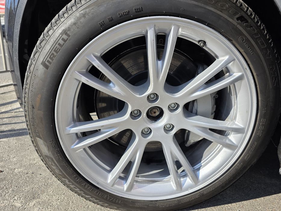 колеса в зборі Tesla Model Y 2024 MEXICO 
pirelli scorpion ms Mexico