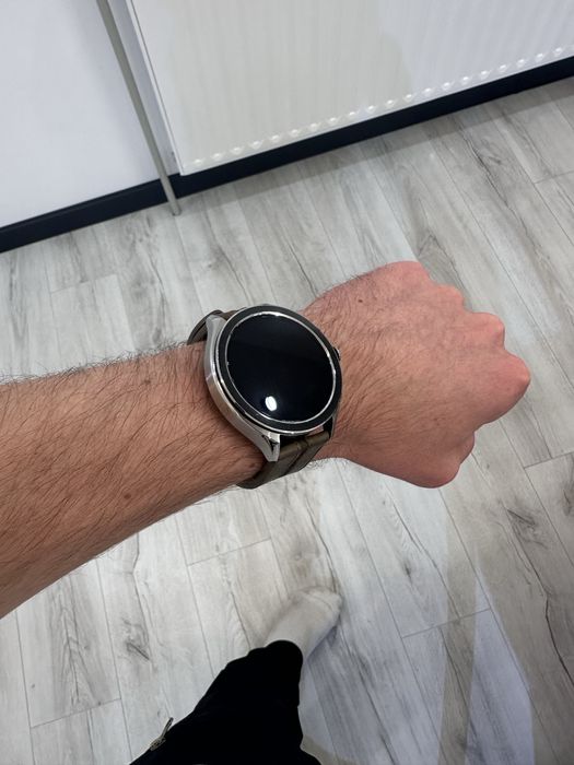 Xiaomi Watch 2 Pro (чорний, LTE, шкіряний ремінець)