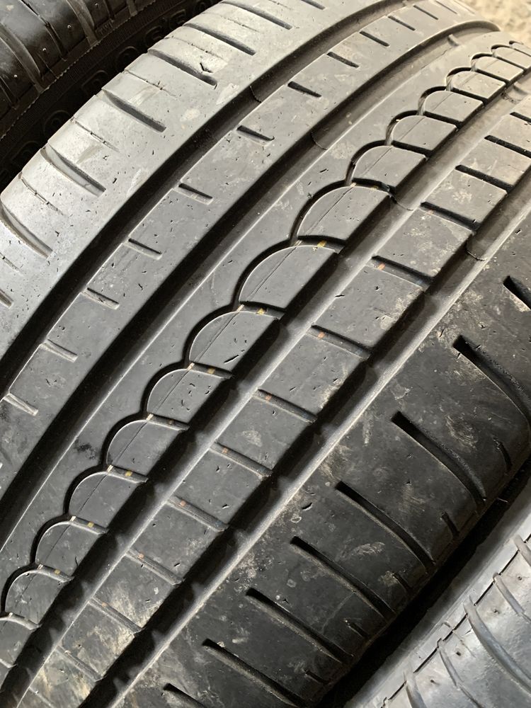 (4шт) 235/40R18 Pirelli PZero Rosso літні шини