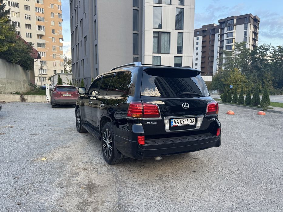 Продаж авто Lexus LX 2010