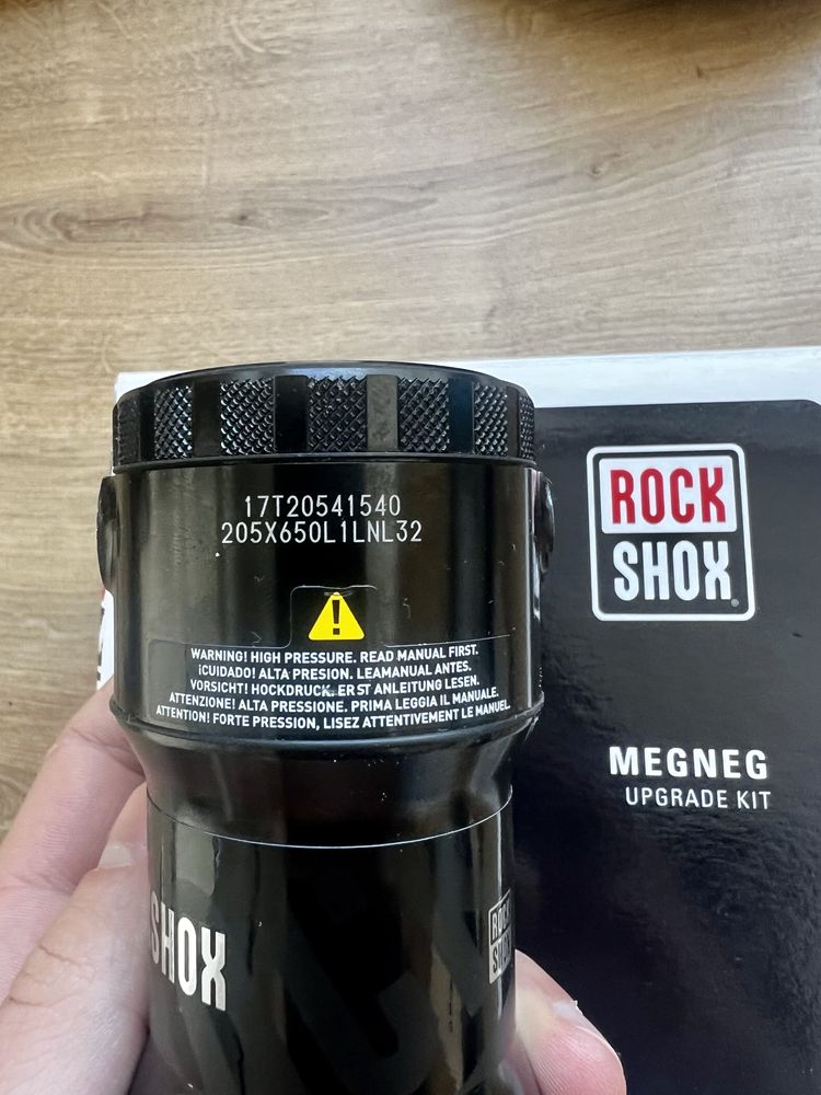 Amortyzator Rock Shox Super Deluxe Ultimate 205x65 MegNeg