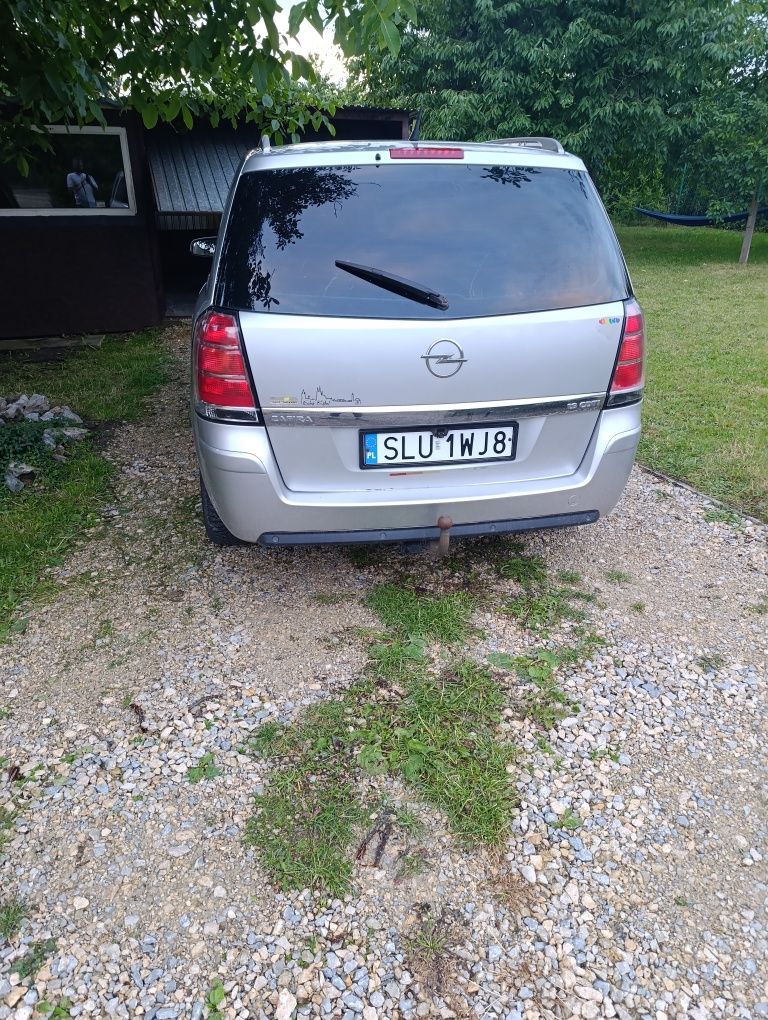 Opel Zafira b automat