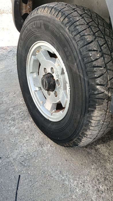 Ford MAVERICK  diesel 7 lug.