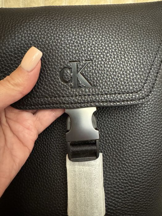 Чоловіча сумка планшет через плече Calvin Klein оригінал