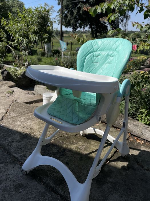Крісло для годування