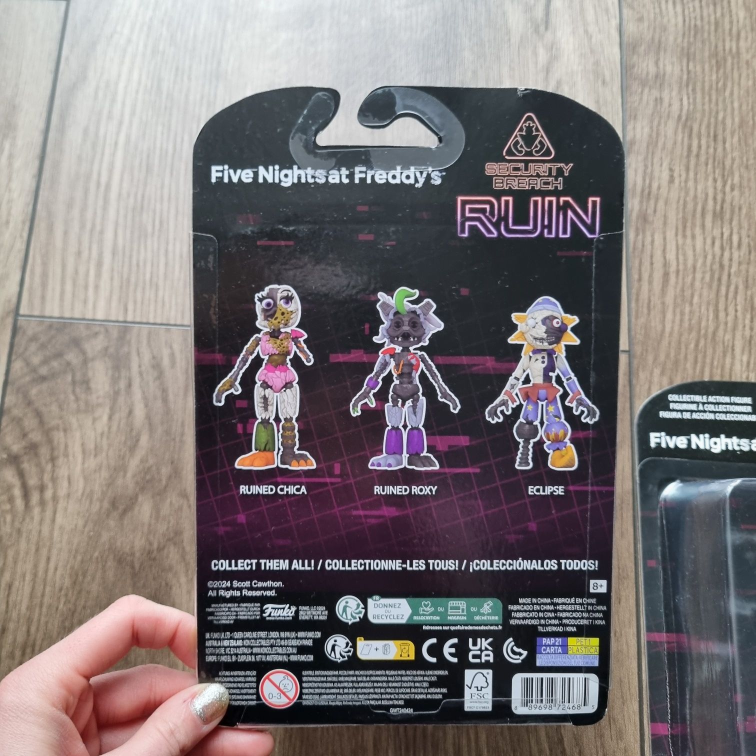 Funko ruined roxy fnaf five Nights at Freddy's