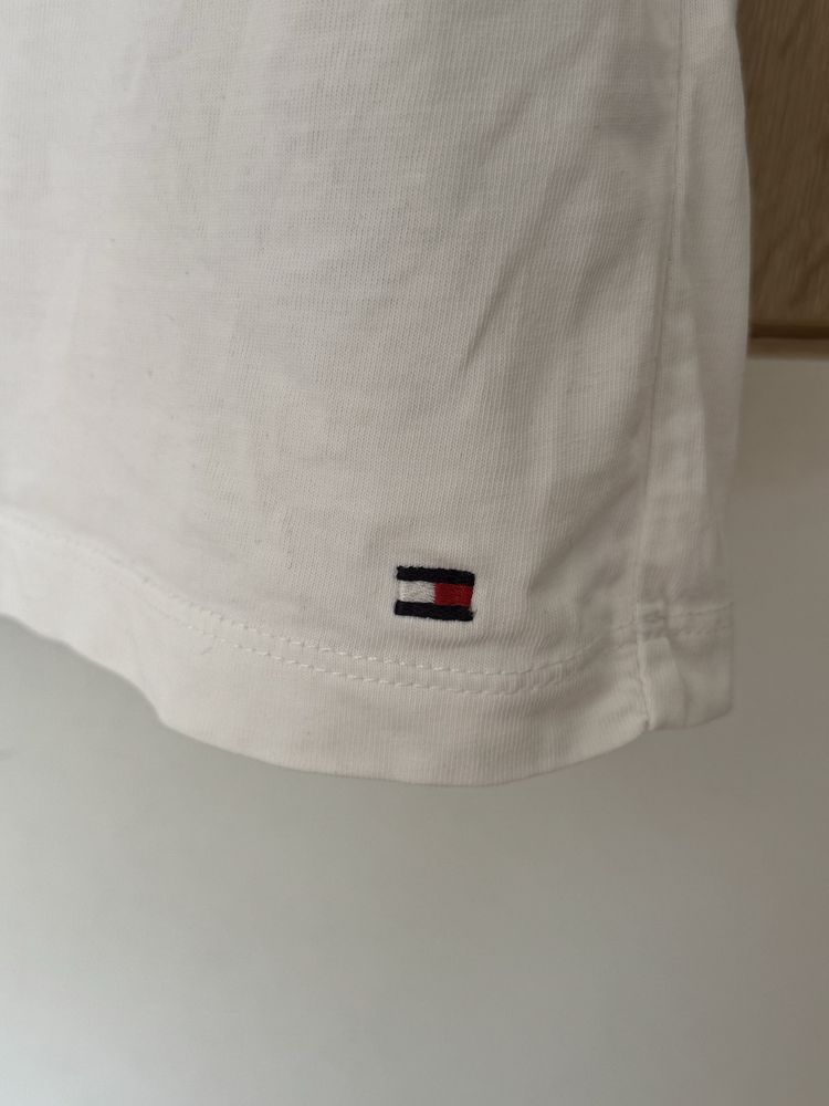 Koszulka Tommy Hilfiger XS Tshirt Logowana Haft biała Modna viral