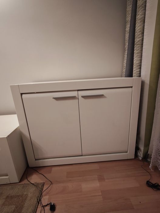 Witryna, szafka, komoda L- light z listwą LED Agata Meble zestaw kompl