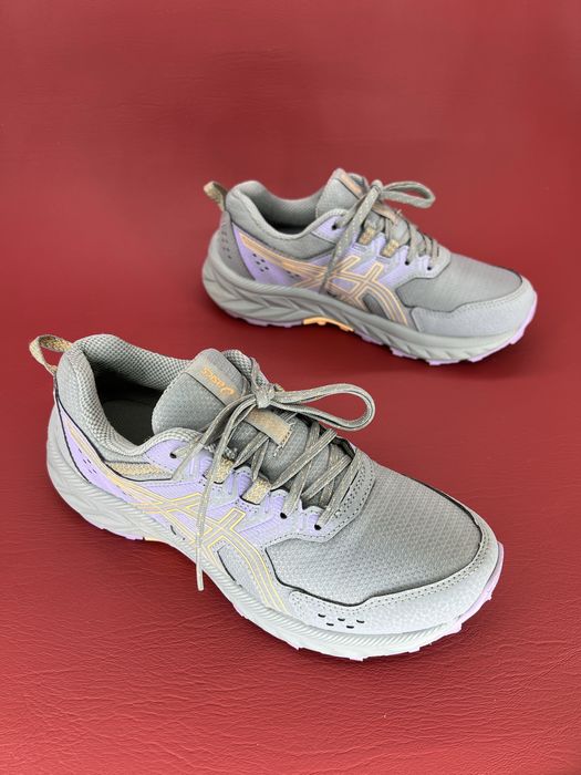 Кросівки  Жіночі 37р. 23.5см. Asics Gel- Venture 9